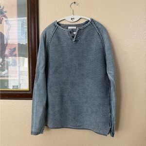 Carbon 2 cobalt Sweater Size  Small